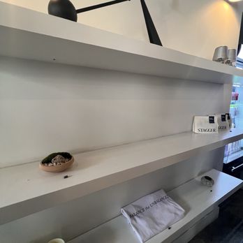 Stagger Coffee - Decor - Coffee & Tea Near Me - Los Angeles, California