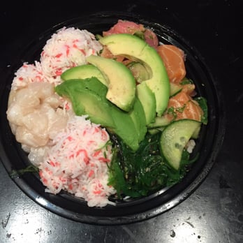 Poke Salad Bar - Medium brown rice bowl - Poke Near Me - Pasadena, California