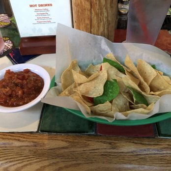 Papagayos - Chips and salsa - Mexican Near Me - Lake Arrowhead, California
