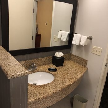 Courtyard by Marriott Franklin Cool Springs - Hotels Near Me - Franklin, Tennessee
