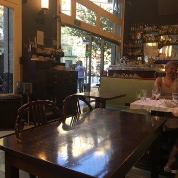 Velódromo - The entrance and bar area. - Brasseries Near Me - Barcelona, B