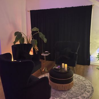 Black Swan Holistic Head Spa - Foot soak area - Skin Care Near Me - Indianapolis, Indiana Black Swan Holistic Head Spa - Foot soak area - Skin Care Near Me - Indianapolis, Indiana