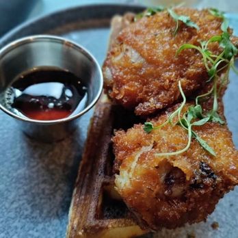 Pineapple Club - Yuzu Buttermilk Fried Chicken and Waffles - Cocktail Bars Near Me - New York, New York Pineapple Club - Yuzu Buttermilk Fried Chicken and Waffles - Cocktail Bars Near Me - New York, New York