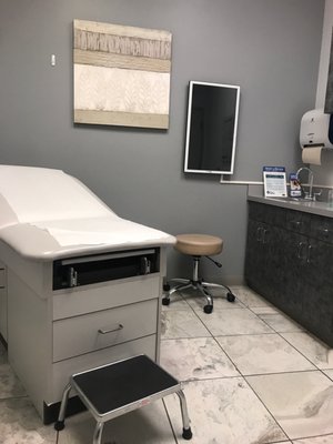 CareNow Urgent Care - Durango & Flamingo by null