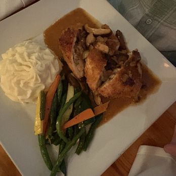 Harvest and Ale - Chicken special - New American Near Me - Oakland, New Jersey