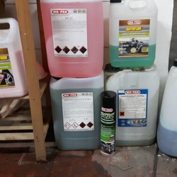 Garage Primavera - Autolavaggio con prodotti        Ma-Fra