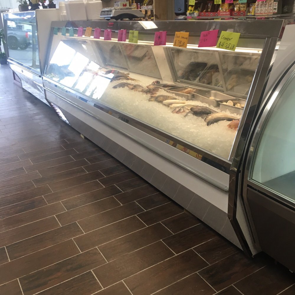 #1 Li Seafood Market - a fish display - Seafood Near Me - Jacksonville, Florida #1 Li Seafood Market - a fish display - Seafood Near Me - Jacksonville, Florida