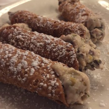 Lampo - Cannoli - Italian Near Me - Charlottesville, Virginia