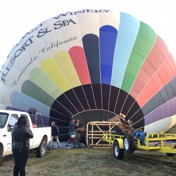 California Dreamin - Pre-flight prep - Hot Air Balloons Near Me - Temecula, California