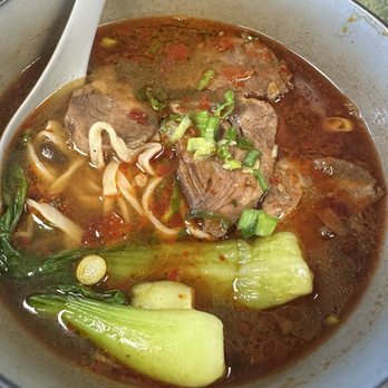 Wow Full Noodle House - A03. Szechuan Spicy Beef Noodle / 四川香辣牛肉面 - Noodles Near Me - Vancouver, British Columbia