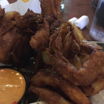 Buffalo Wild Wings - Gross cold onion rings - American Near Me - Midvale, Utah Buffalo Wild Wings - Gross cold onion rings - American Near Me - Midvale, Utah