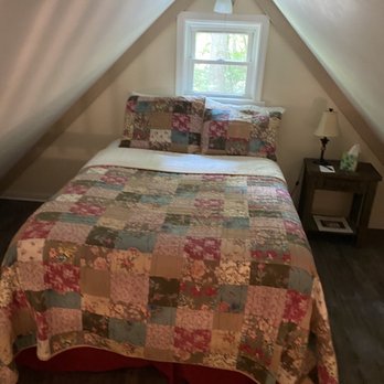 The Retreat at Crabtree Falls - Vacation Rentals Near Me - Tyro, Virginia The Retreat at Crabtree Falls - Vacation Rentals Near Me - Tyro, Virginia
