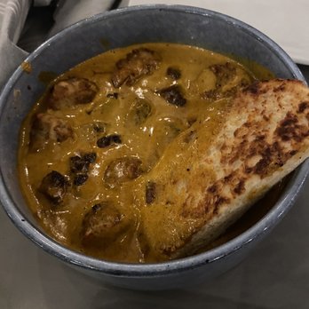 1909 - Tikka Masala Poutine - Bars Near Me - Temecula, California