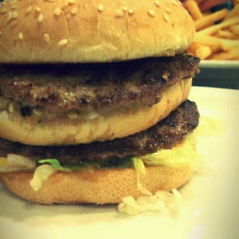 Bob's Big Boy - Original - Diners Near Me - Northridge, California