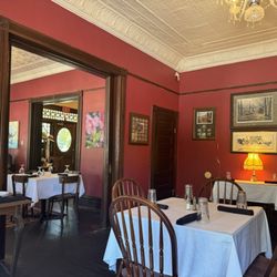 Old Edgefield Grille - Dining room