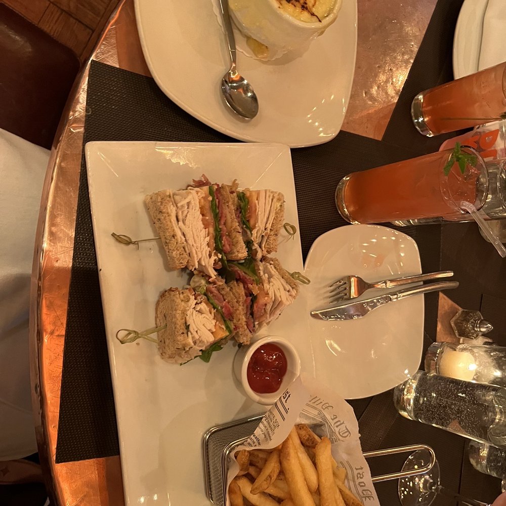 Banc Cafe - French onion soup, Turkey club - Cafes Near Me - New York, New York Banc Cafe - French onion soup, Turkey club - Cafes Near Me - New York, New York