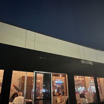 SoleLuna Restaurant - Cafes Near Me - Sunnyside, New York