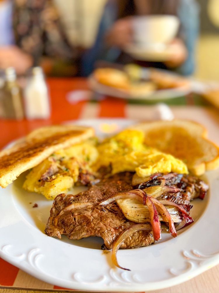 SAGE Social Eatery