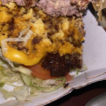Buffalo Wild Wings - Burnt/overcooked burger - American Near Me - Farmingdale, New York