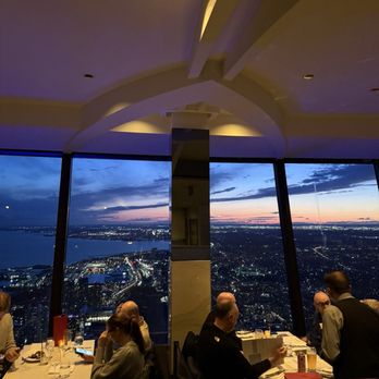 360 Restaurant - View - Canadian (New) Near Me - Toronto, Ontario