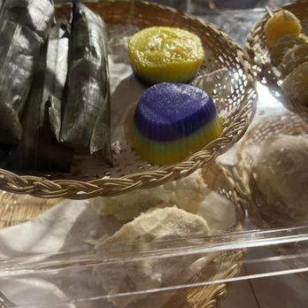 Juju Taiyaki - a variety of pastries in a display case - Desserts Near Me Juju Taiyaki - a variety of pastries in a display case - Desserts Near Me