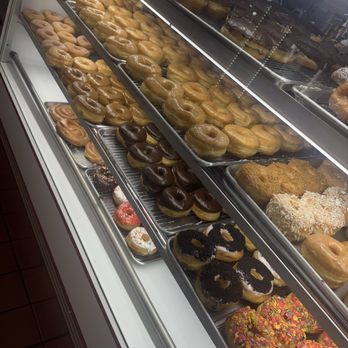 Kings Donuts And Deli - Delis Near Me - Mount Dora, Florida