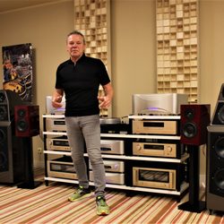 System Reference - Www.system-reference.de    Unsere Kernmarken Accuphase Dynaudio | NAD Esoteric Audio Nordost Cables Wilson Audio