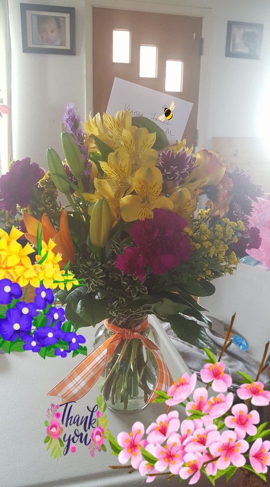 GARDEN GATE FLOWERS Updated October 2024 1720 SW Culver Hwy, Madras