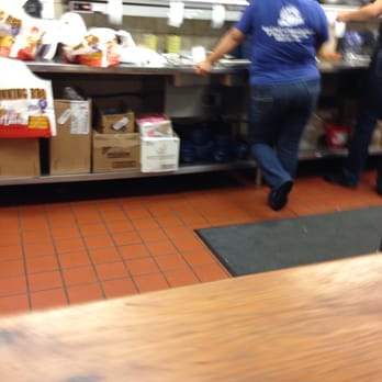 Famous Dave's Bar-B-Que - Barbeque Near Me - Addison, Illinois
