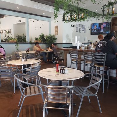 Egg Bar Brunch & Bar by null