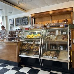Bracken Mountain Bakery - Bakery