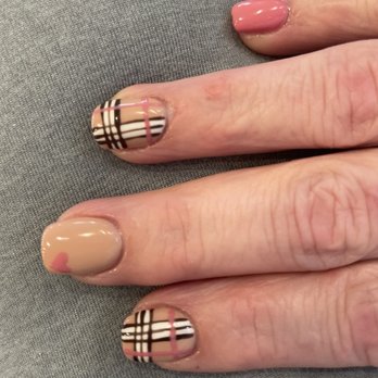 Benitoite Nails & Spa - Nail Salons Near Me - Tigard, Oregon