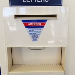 US Post Office - 1/4/19. Whoa!!! 8 more payments to drop in the mail slot!!!! Counting down!!!!