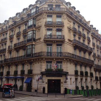 Hotel de la Tremoille - The wonderful Hotel! - Hotels Near Me - Paris, 75