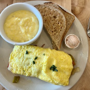 Dream Cafe - Mile High - great grits, rest okay! (02/27/22) - Breakfast & Brunch Near Me - Dallas, Texas