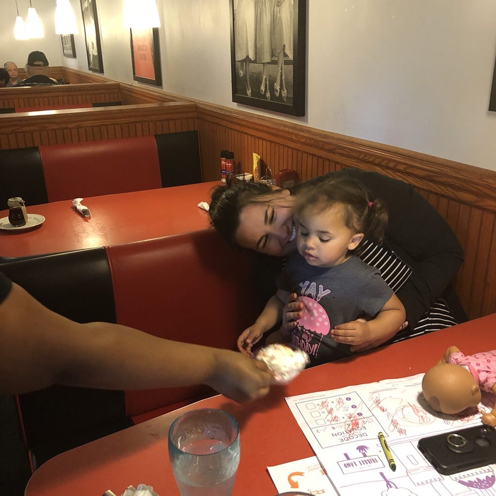 Friendly's - Ice Cream & Frozen Yogurt Near Me - Deptford, New Jersey Friendly's - Ice Cream & Frozen Yogurt Near Me - Deptford, New Jersey
