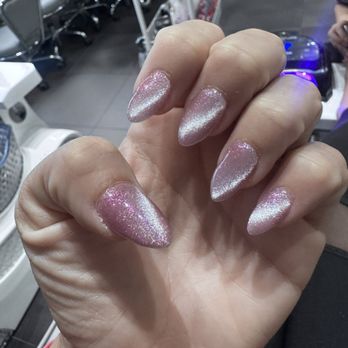 La Vie Nails - Baby pink nails - Nail Salons Near Me - Boca Raton, Florida