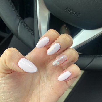 Blooming Nail Bar - Nail Salons Near Me - Burbank, California Blooming Nail Bar - Nail Salons Near Me - Burbank, California