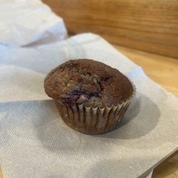 Naked Lunch - Mixed berry muffin