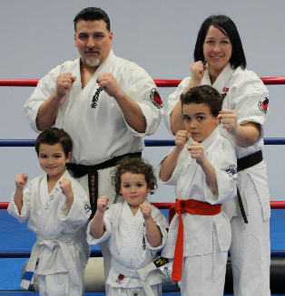 Danbury Kanreikai Karate Logo