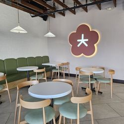 Cute and spacious decor