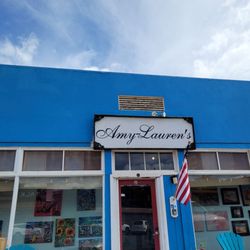 Amy-Lauren's A Gallery