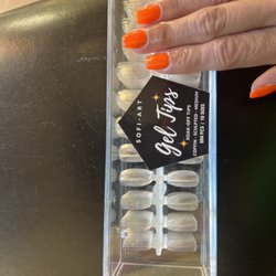 Ace Nails - They put on my soak-off nails