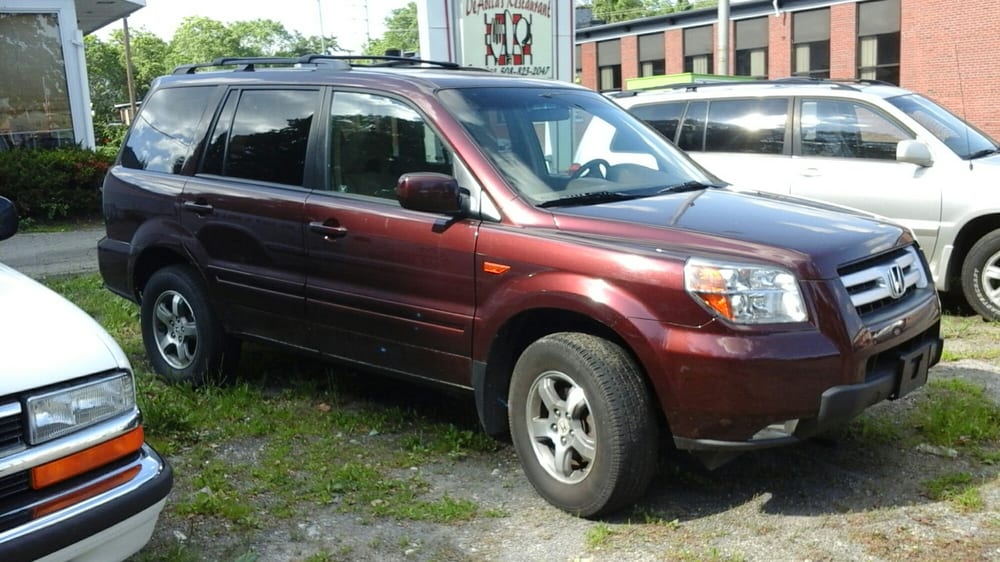 PROFESSIONAL CAR ZONE Updated October 2024 11 Photos 381 Weir St