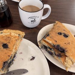 Emmaville Inn and Cafe  - The blueberry pancakes I had for breakfast were plate size!