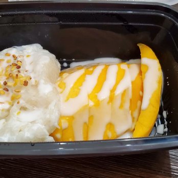 Blue Elephant - Mango sweet sticky rice - Thai Near Me - Bakersfield, California