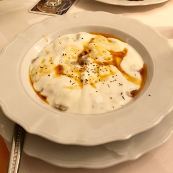 Restaurant Saz - MANTI - Gefüllte Teigtaschen - Turkish Near Me - Braunschweig, NI Restaurant Saz - MANTI - Gefüllte Teigtaschen - Turkish Near Me - Braunschweig, NI