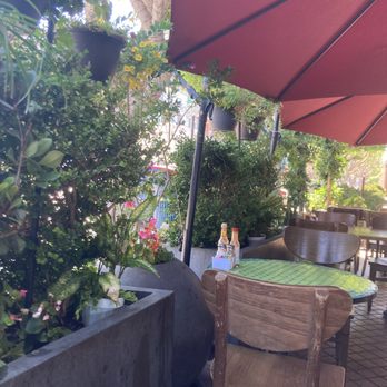 Lazy Daisy Cafe - outdoor seating - Coffee & Tea Near Me - Los Angeles, California Lazy Daisy Cafe - outdoor seating - Coffee & Tea Near Me - Los Angeles, California