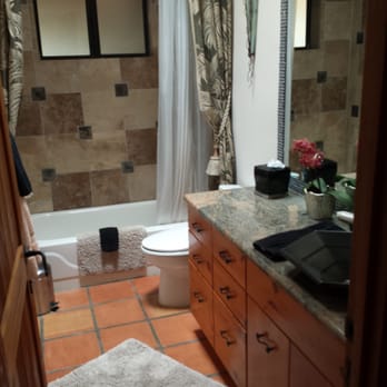 Rancho Privado - Second bathroom - Vacation Rentals Near Me - Tucson, Arizona Rancho Privado - Second bathroom - Vacation Rentals Near Me - Tucson, Arizona