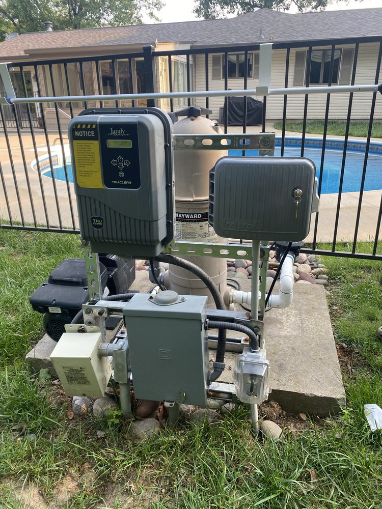 Slide of 636 Outdoor Services